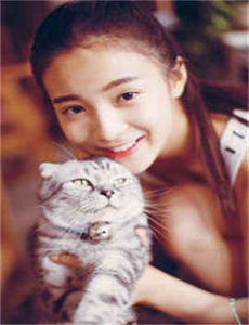 《村上丽奈》