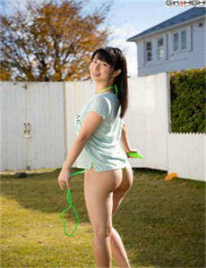 《C死了啊哈宝宝腰好会扭C车里》